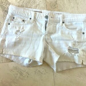 AG White cutoff the Carrie